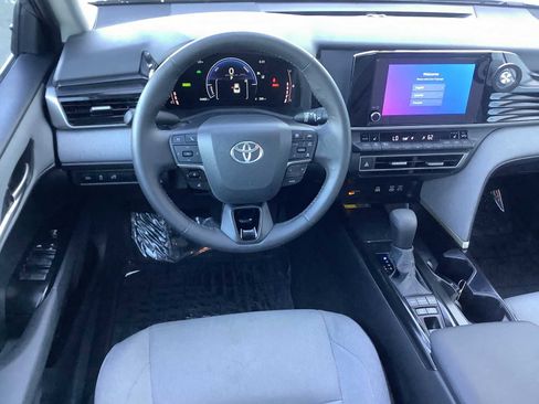 Used 2025 Toyota Camry LE w/ Convenience Package AWD/4WD image 10