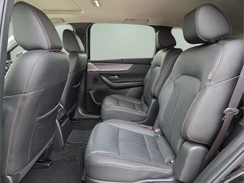 Used 2025 MAZDA CX-90 3.3 Turbo w/ Preferred Package image 11