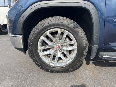 Used 2021 GMC Sierra 1500 SLT AWD/4WD image 18