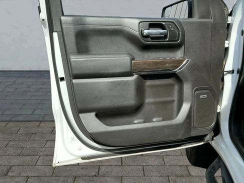 Used 2019 Chevrolet Silverado 1500 RST w/ All-Star Edition image 10