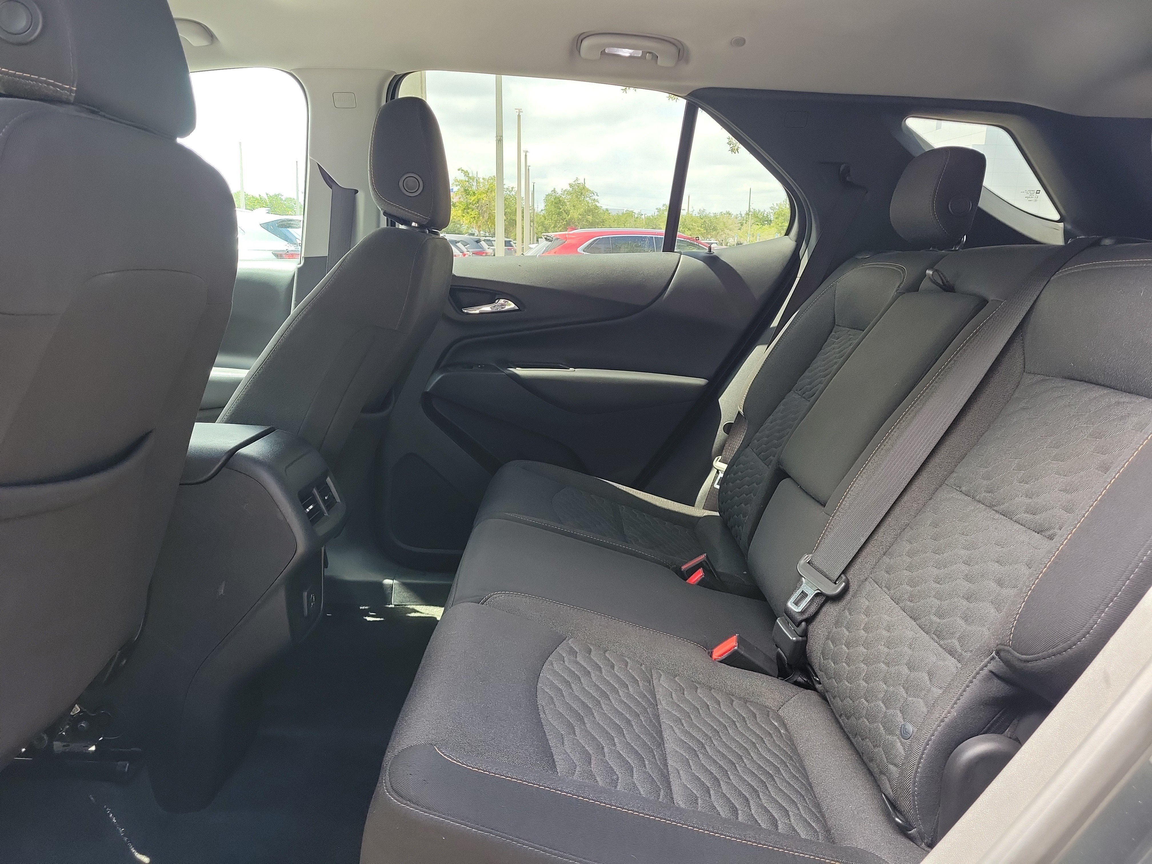 Used 2019 Chevrolet Equinox LT AWD/4WD image 17