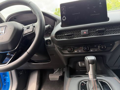 Certified 2026 Honda HR-V Sport image 20