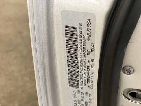 Used 2017 RAM 1500 Laramie w/ Convenience Group image 28