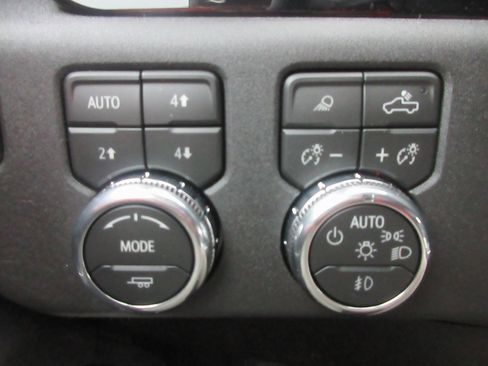 New 2026 GMC Sierra 2500 SLT w/ SLT Premium Package image 19