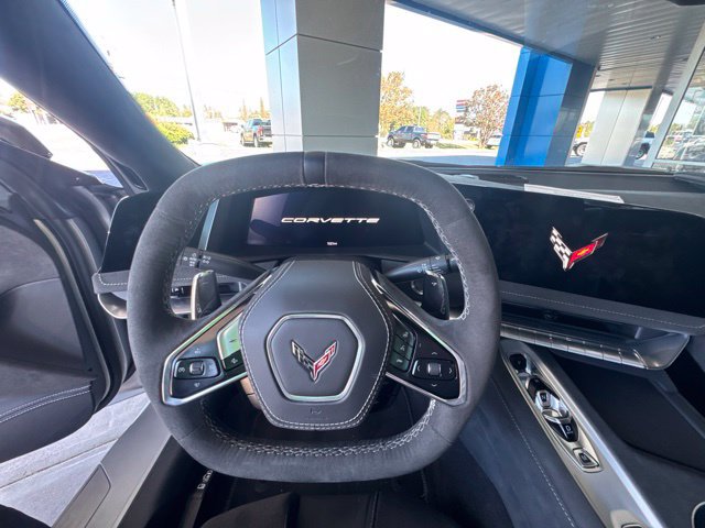 Used 2027 Chevrolet Corvette Grand Sport w/ Z52 Sport Performance Package RWD image 5