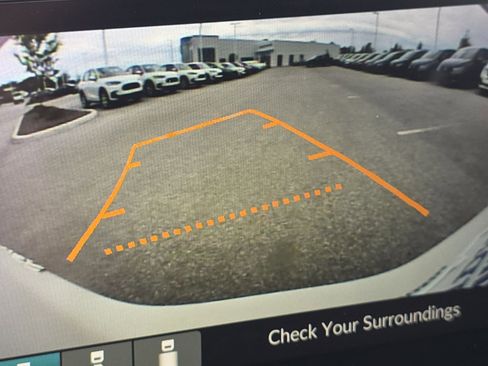 Used 2025 Honda HR-V LX image 2