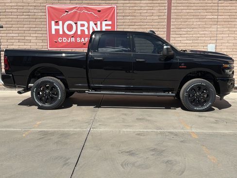 New 2026 RAM 2500 Tradesman AWD/4WD image 7