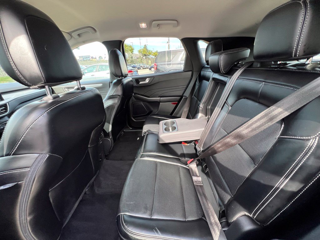 Used 2024 Ford Escape Platinum AWD/4WD image 21