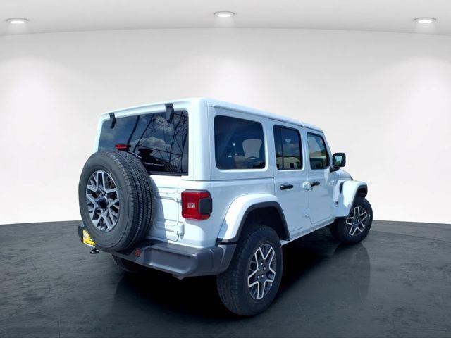 Used 2025 Jeep Wrangler Unlimited Sahara AWD/4WD image 8