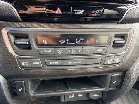 Certified 2024 Honda Ridgeline TrailSport image 16