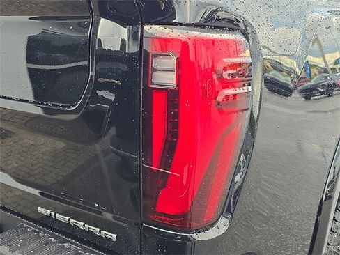 New 2025 GMC Sierra 2500 Denali w/ Denali Reserve Package image 7