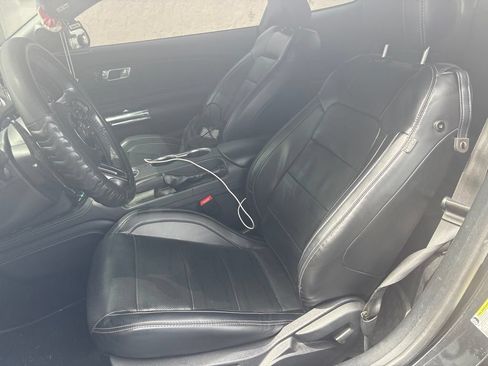 Used 2019 Ford Mustang GT Premium w/ GT Performance Package RWD image 2