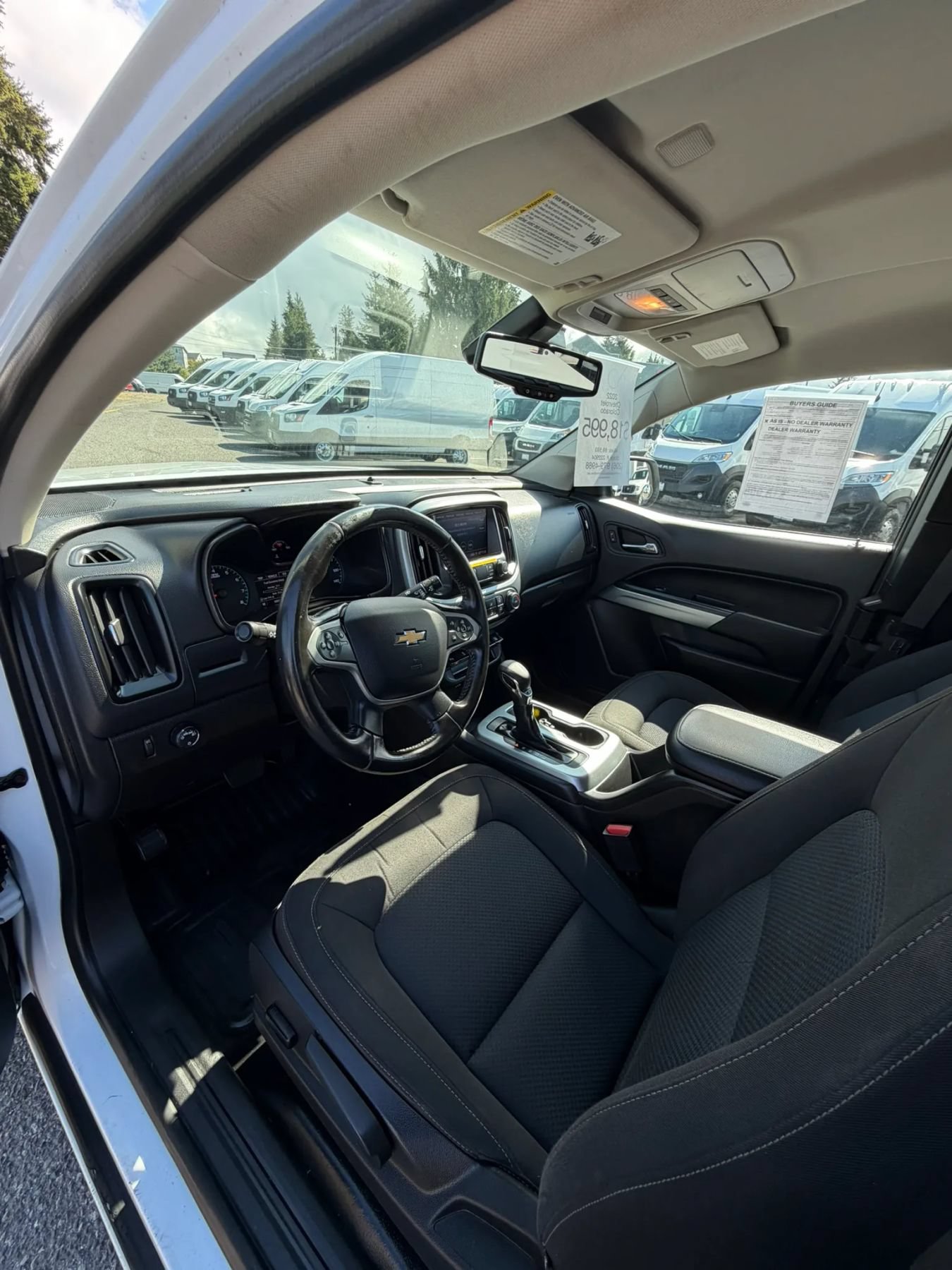 Used 2022 Chevrolet Colorado LT w/ Fleet Safety Package RWD image 17