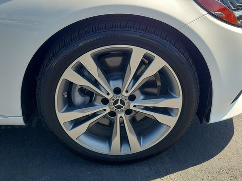Used 2020 Mercedes-Benz C 300 Sedan image 8