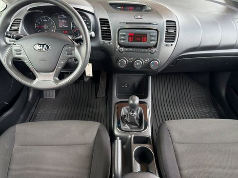 Used 2018 Kia Forte LX FWD image 15