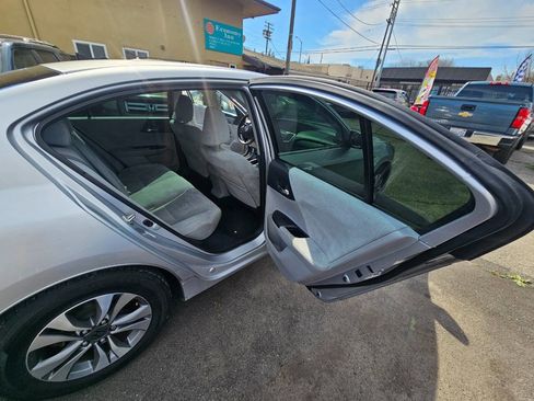 Used 2013 Honda Accord LX image 14