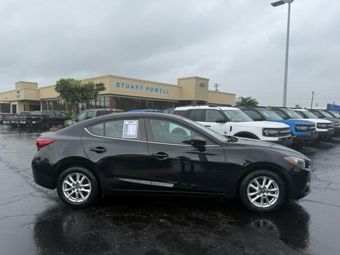 Used 2016 MAZDA MAZDA3 i Touring w/ Popular Equipment Package FWD image 18
