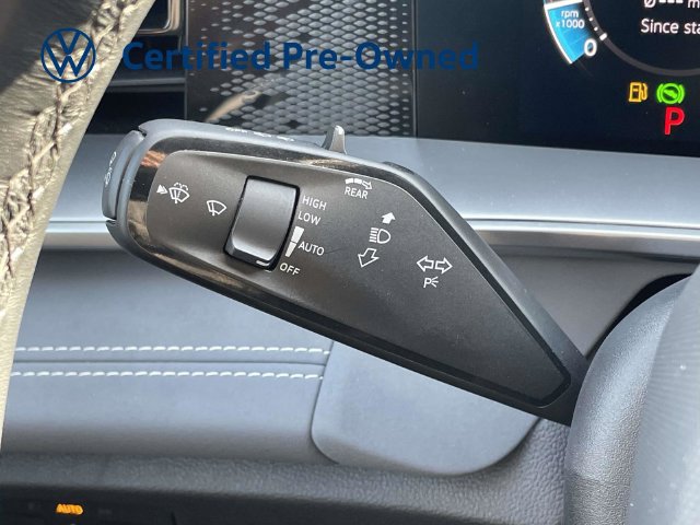 Certified 2026 Volkswagen Tiguan SE R-Line FWD image 21