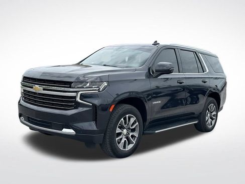 Used 2022 Chevrolet Tahoe LT w/ Luxury Package RWD image 3