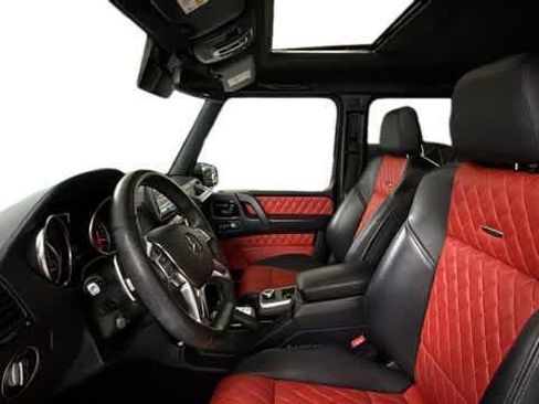 Used 2016 Mercedes-Benz G 63 AMG 4MATIC image 4