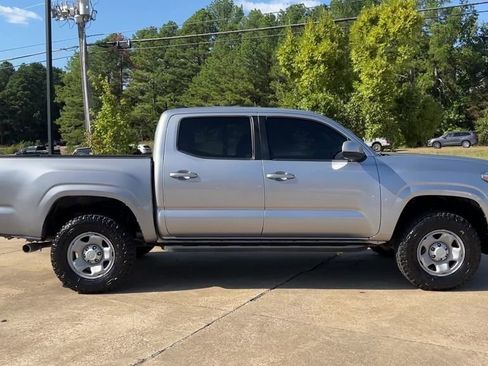 Used 2019 Toyota Tacoma SR w/ SR Convenience Package AWD/4WD image 7