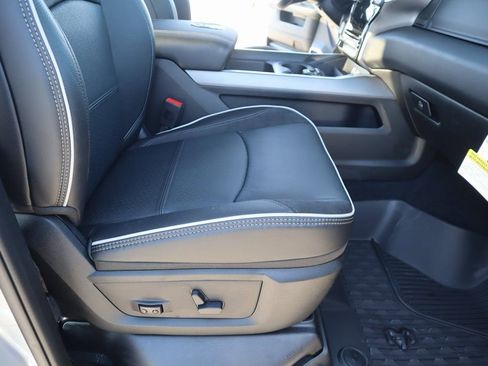 New 2026 RAM 2500 Laramie w/ Night Edition image 14