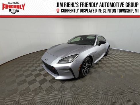 Used 2022 Toyota GR86 w/ ALL Weather Mat Package (TMS) RWD image 1