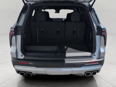 Certified 2025 Chevrolet Traverse LT AWD/4WD image 13