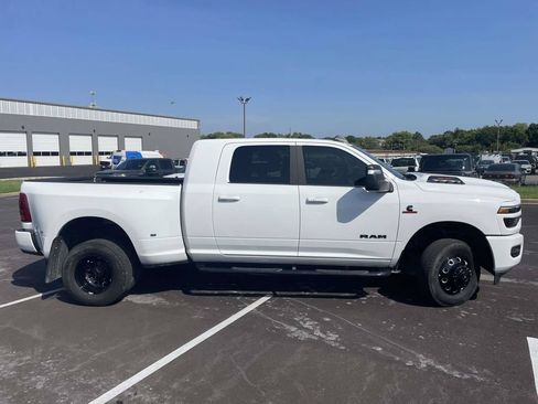 Used 2025 RAM 3500 Laramie w/ Night Edition AWD/4WD image 2