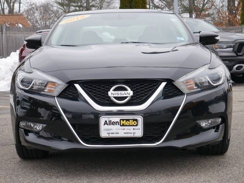Used 2018 Nissan Maxima 3.5 SV image 2
