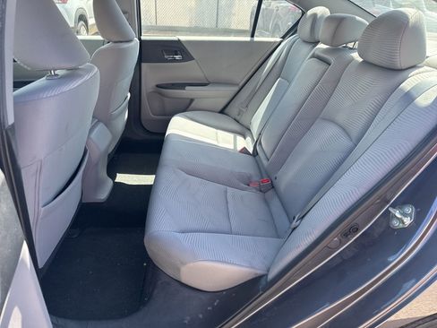Used 2017 Honda Accord LX image 7