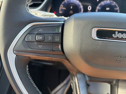 New 2025 Jeep Grand Cherokee L Limited image 13