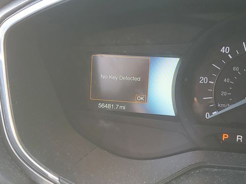 Used 2020 Ford Fusion SE image 10