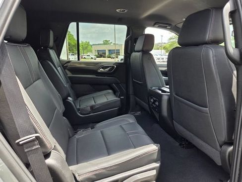 Used 2024 Chevrolet Tahoe RST w/ Luxury Package AWD/4WD image 15