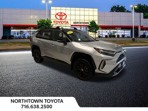 Used 2024 Toyota RAV4 XSE w/ Advanced Technology Package AWD/4WD image 10