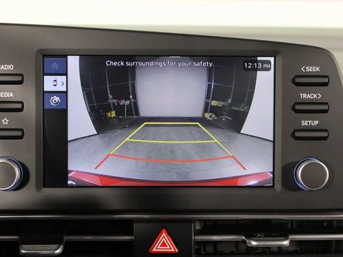 Certified 2025 Hyundai Elantra Sport image 26