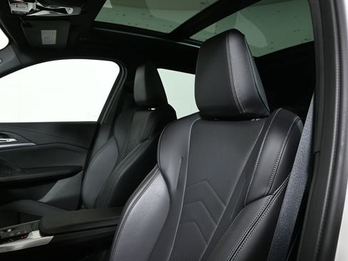 Certified 2024 BMW X1 M35i w/ Premium Package image 4