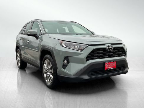 Used 2021 Toyota RAV4 XLE Premium AWD/4WD image 7