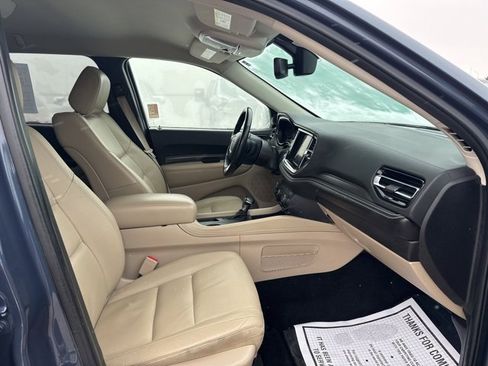 Used 2021 Dodge Durango SXT image 11