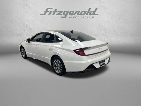 Used 2021 Hyundai Sonata SEL w/ Convenience Package FWD image 3