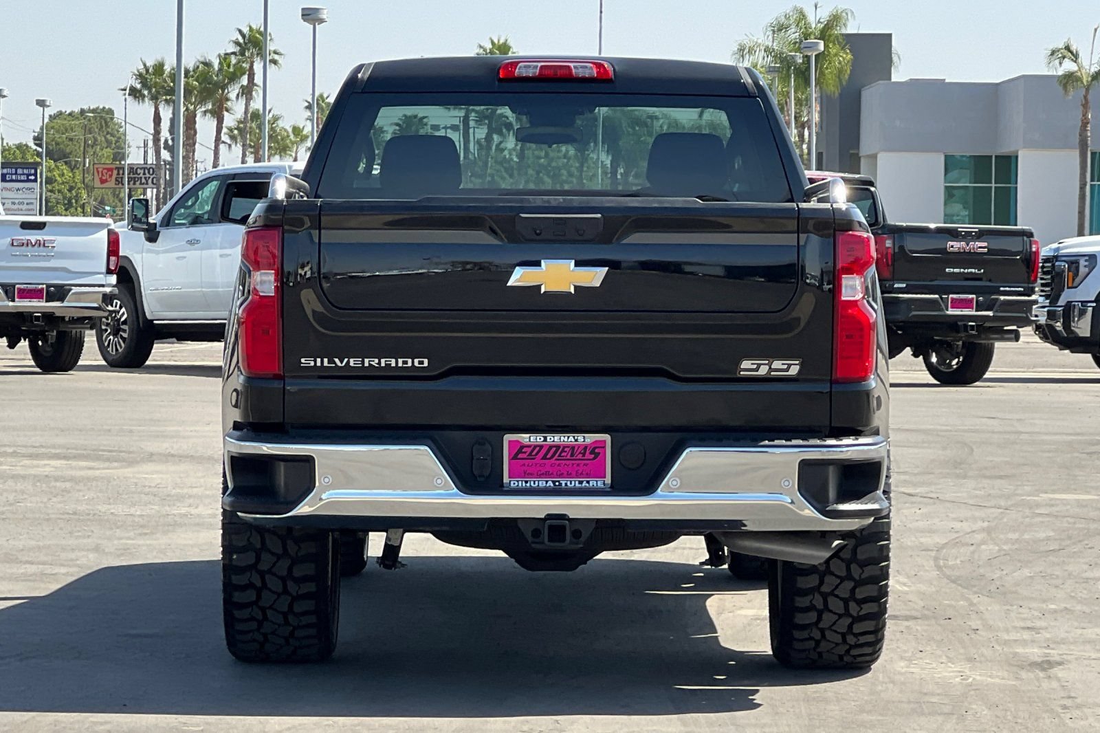 Used 2025 Chevrolet Silverado 1500 W/T w/ WT Safety Package AWD/4WD image 6
