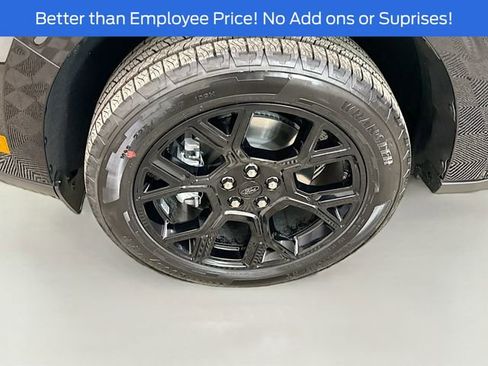 New 2026 Ford Maverick Lariat w/ Black Appearance Package AWD/4WD image 31