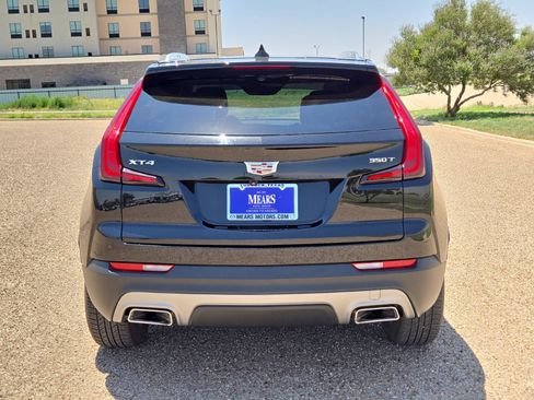 Used 2023 Cadillac XT4 Premium Luxury FWD image 4