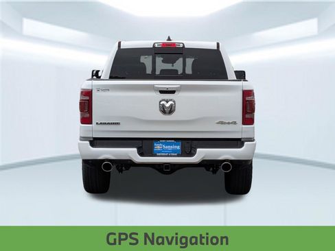 Used 2023 RAM 1500 Laramie AWD/4WD image 5