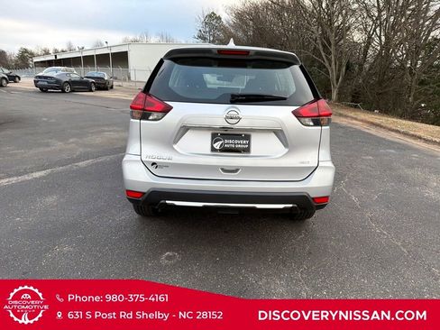 Certified 2020 Nissan Rogue S image 7