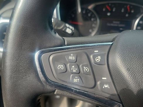 Used 2021 Chevrolet Equinox Premier image 22