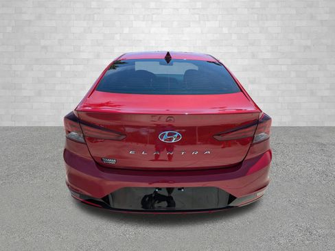Used 2020 Hyundai Elantra SEL FWD image 3