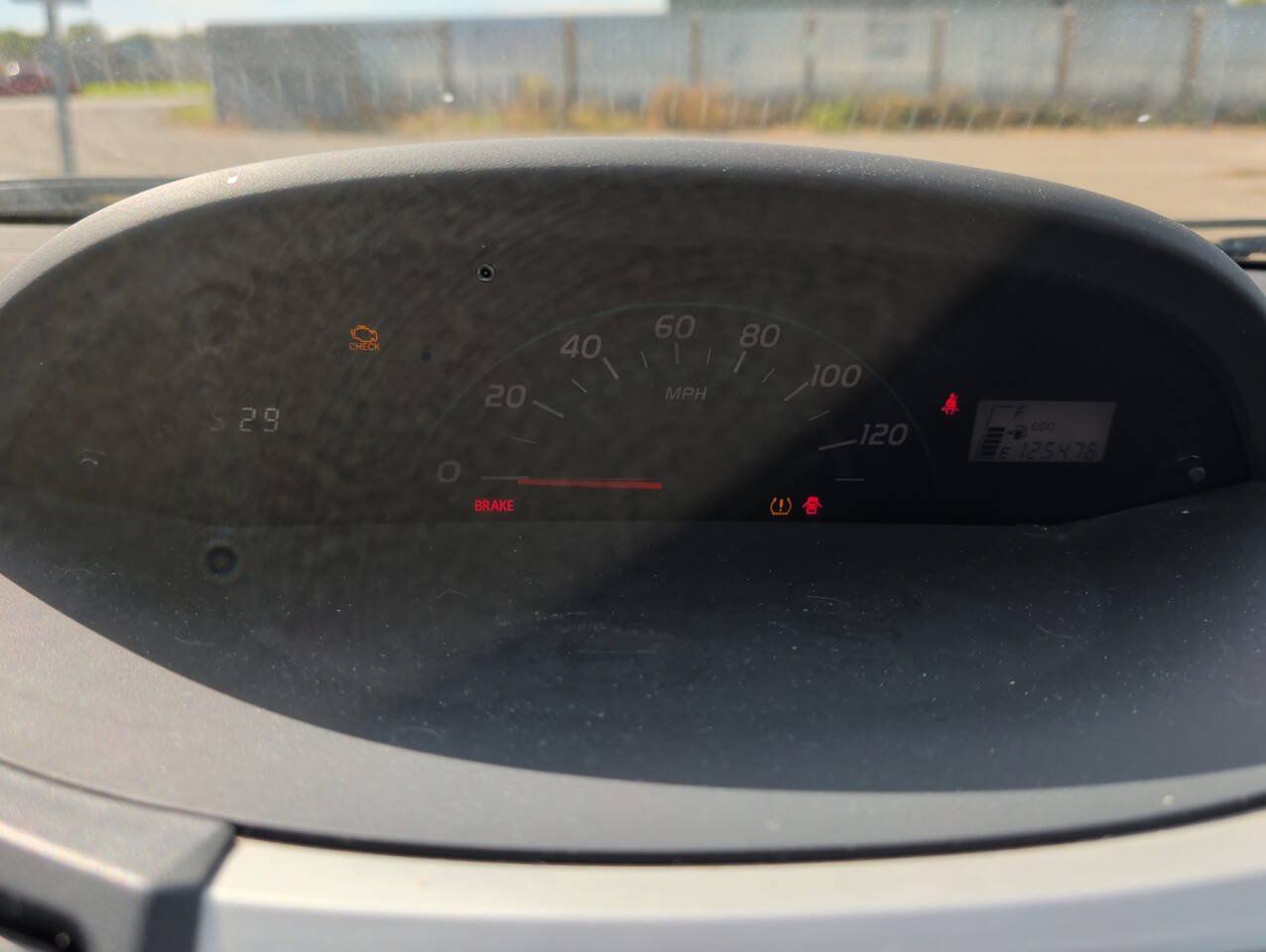 Used 2008 Toyota Yaris 2-Door Hatchback FWD image 37