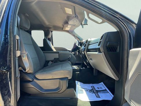 Used 2017 Ford F250 XLT w/ XLT Value Package AWD/4WD image 19