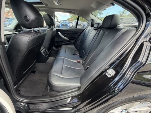 Used 2016 BMW 320i Sedan RWD image 12